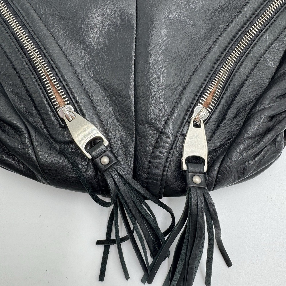 B. Makowsky Black Leather Crossbody Shoulder Bag Tassel Zip Pockets - Picture 3 of 13